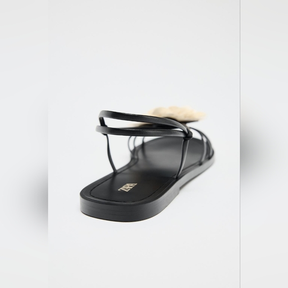 FLAT SANDALS WITH FLOWER SIZE 8 - Picture 4 of 7